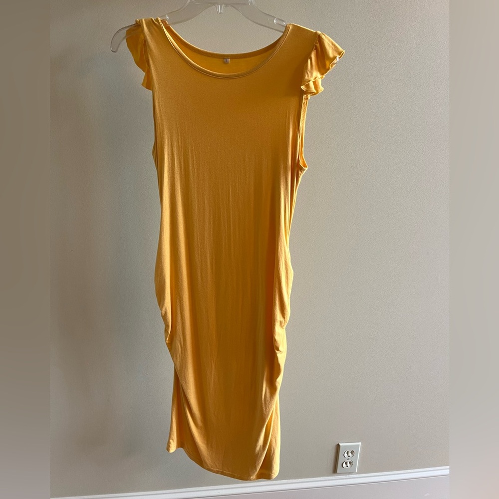 Maternity T-shirt Dress size smalll.